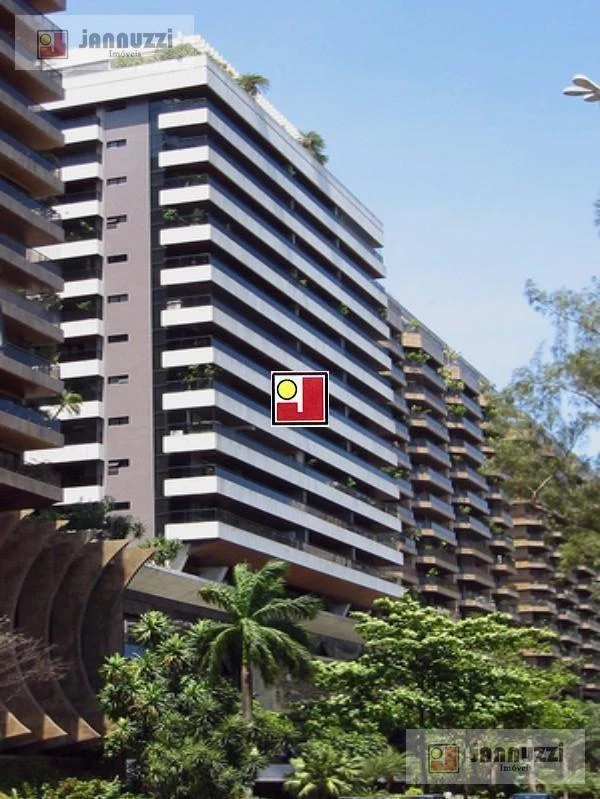 Water view in a 4-bedroom apartment, 319 m² — photo 35