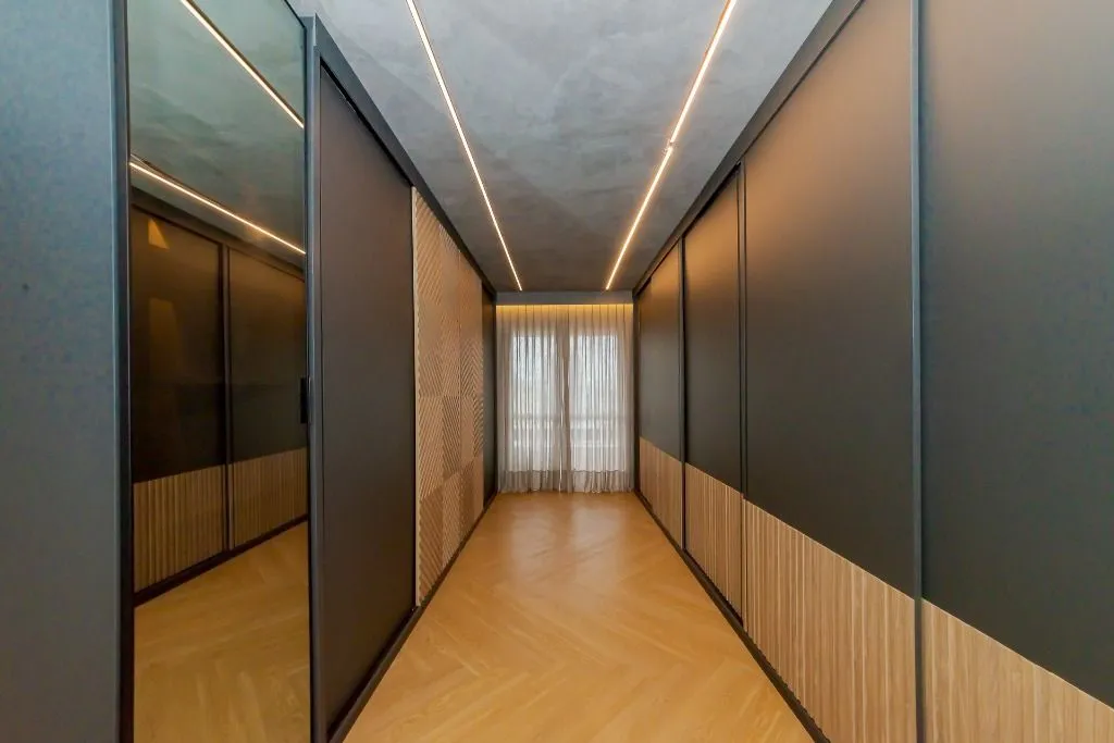 2-bedroom apartment with 2 en-suite bathrooms; 331 m² — photo 22