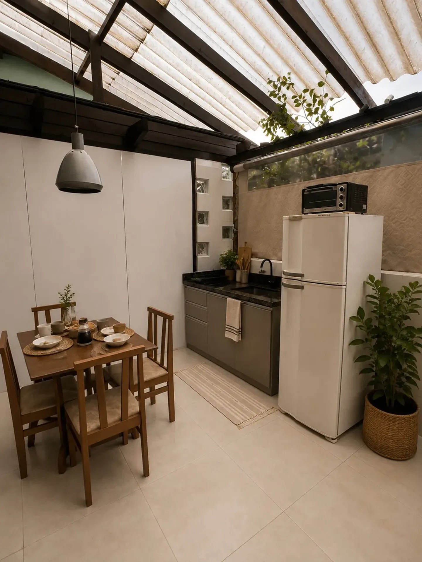 Furnished 40 m² apartment with 1 bedroom and open kitchen