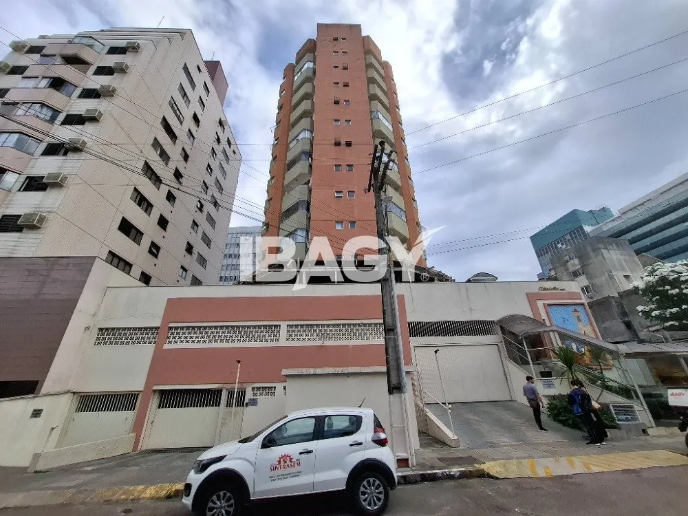Furnished 1-bedroom apartment with a balcony — photo 16