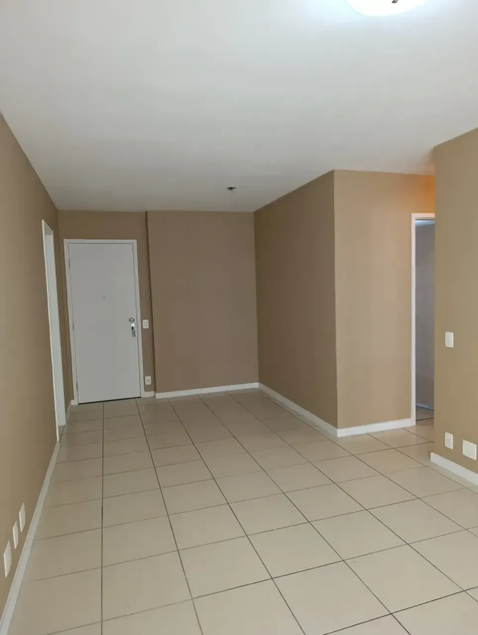 Apartment with 2 bedrooms a balcony and 1 parking spot — photo 13