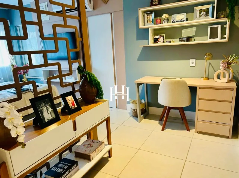 4 en-suite apartment with 227 m² and a balcony — photo 12