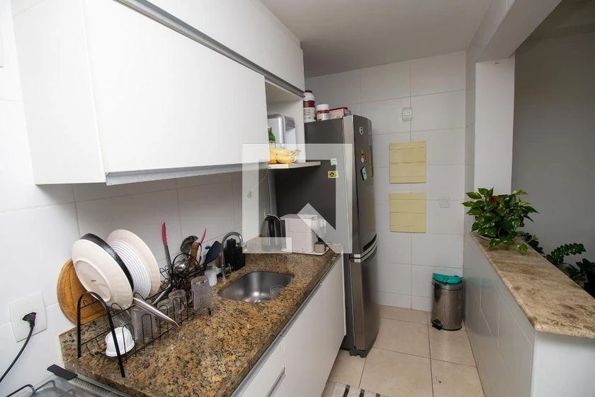 2-bedroom apartment with a mountain view in Rio de Janeiro — photo 32