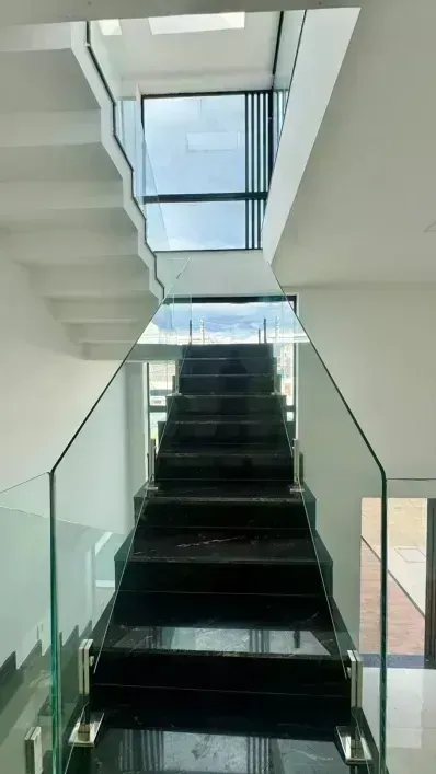 Casa com 5 suítes e piscina externa no condomínio — photo 33