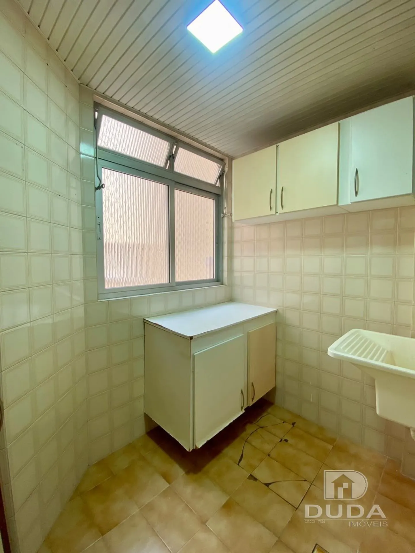 3-bedroom apartment, 1 with its own bathroom, 103 m² — photo 24
