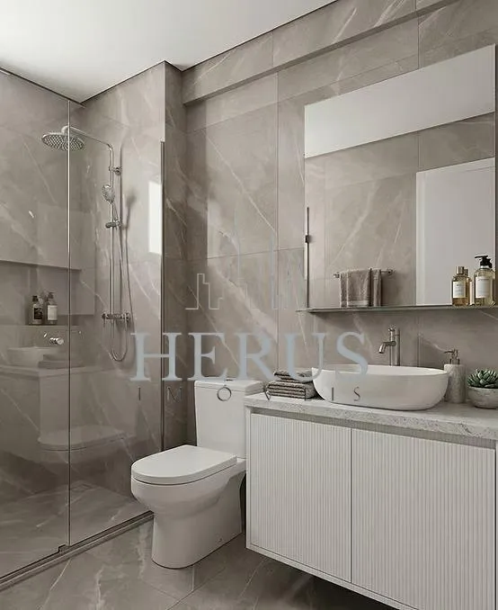 Apartamento de 2 quartos com janelas do piso ao teto — photo 35