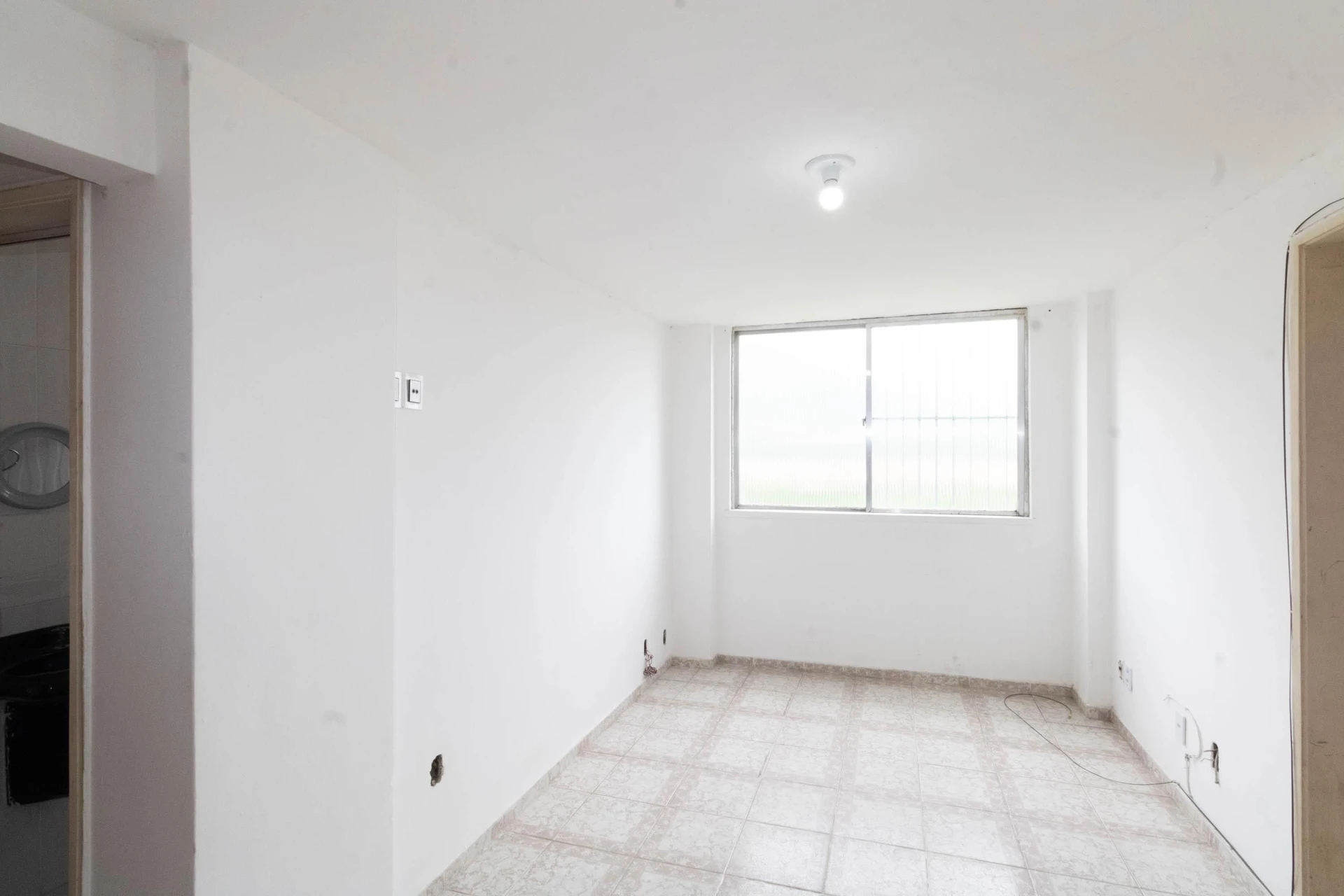 Apartamento de 1 quarto com 2 vagas e aceita pets