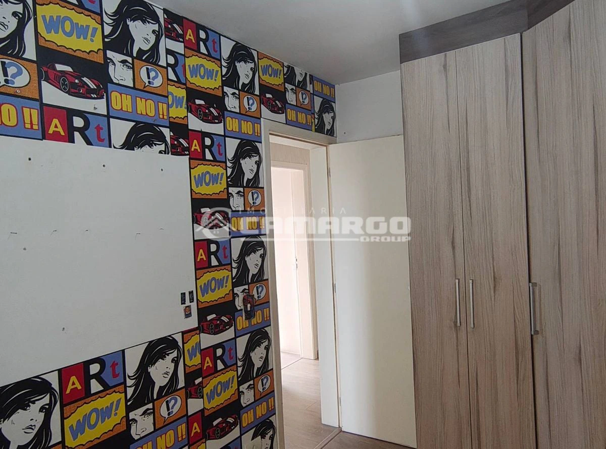 Wood or laminate floors in a 3-bedroom apartment, 56 m² — photo 12