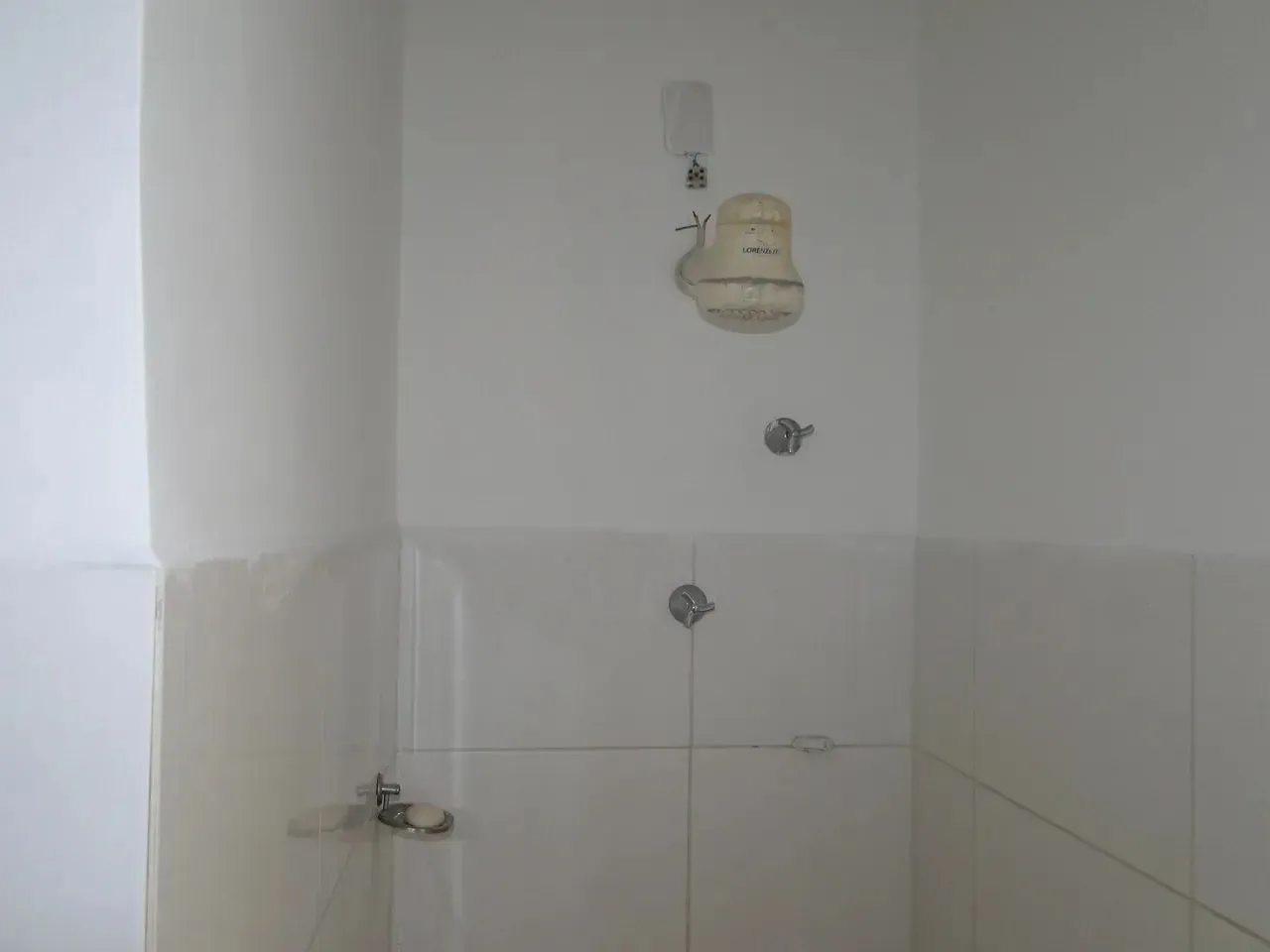 Apartamento con 2 habitaciones y ducha eléctrica — photo 4