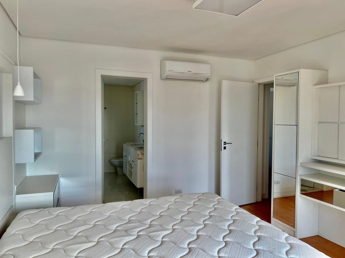 Apartamento de 190 m² con 3 dormitorios y ventanales amplios — photo 5
