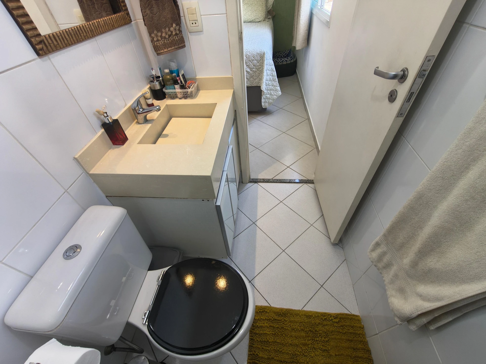 3-bedroom apartment in a building with a sauna — photo 37