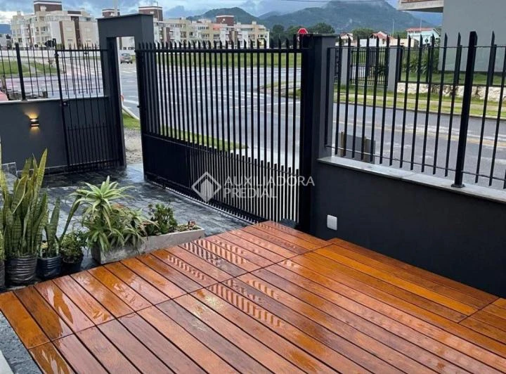 Casa sem mobília com 3 quartos e 166 m² — photo 8