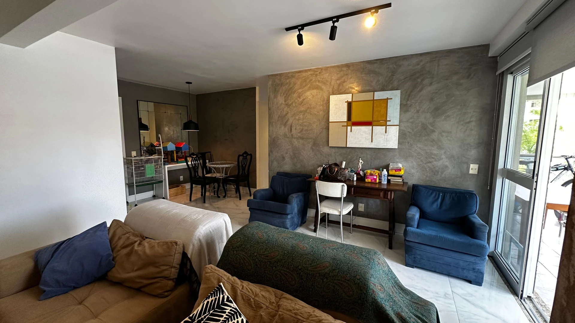 Furnished apartment with 2 bedrooms and a balcony — photo 15