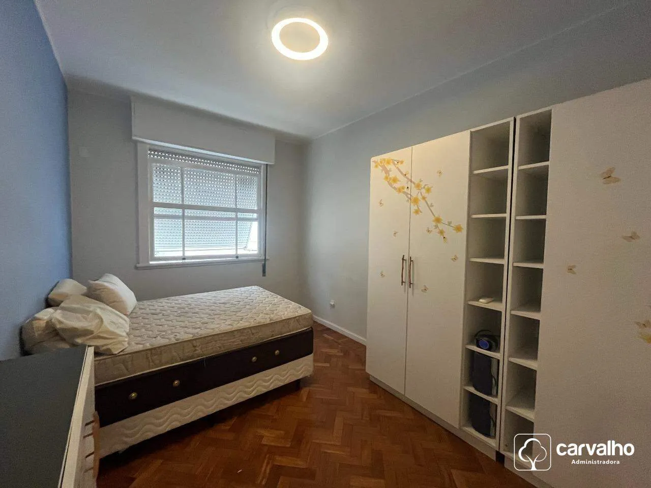 Bathtub in a 3-bedroom apartment, 173 m² — photo 13