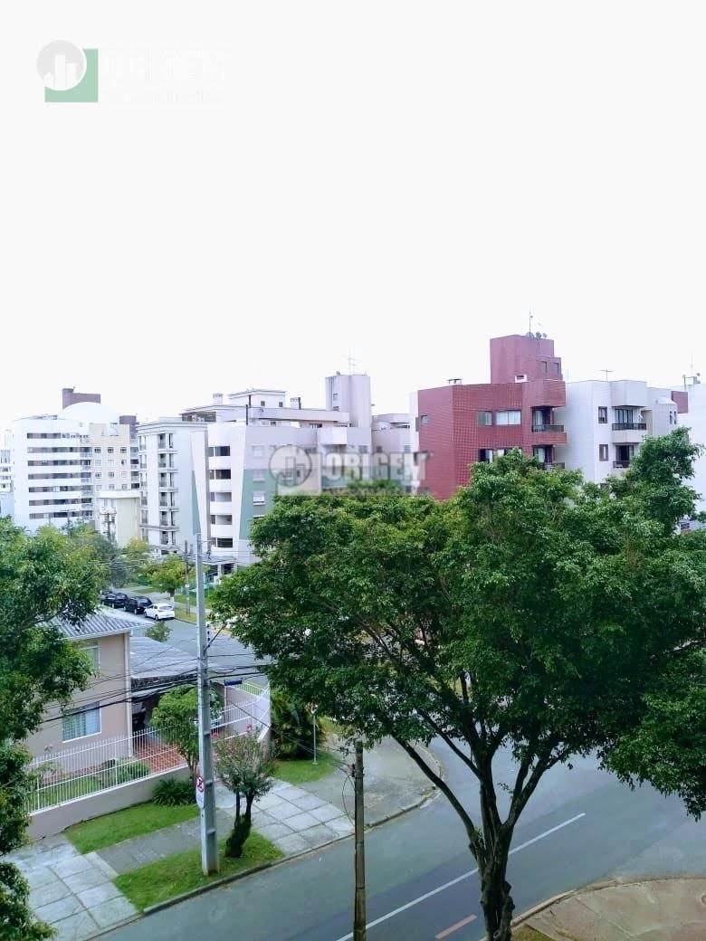 3-bedroom apartment with a home office in Curitiba — photo 20