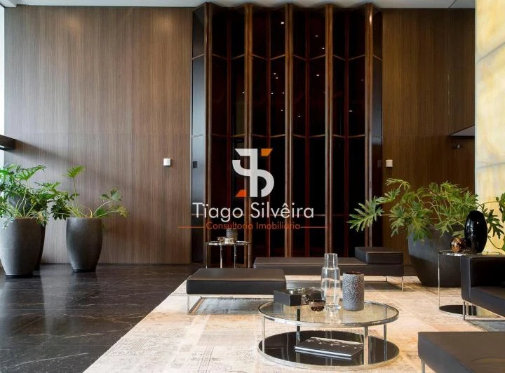 174 m² apartment with 2 en-suite bedrooms and balcony — photo 4