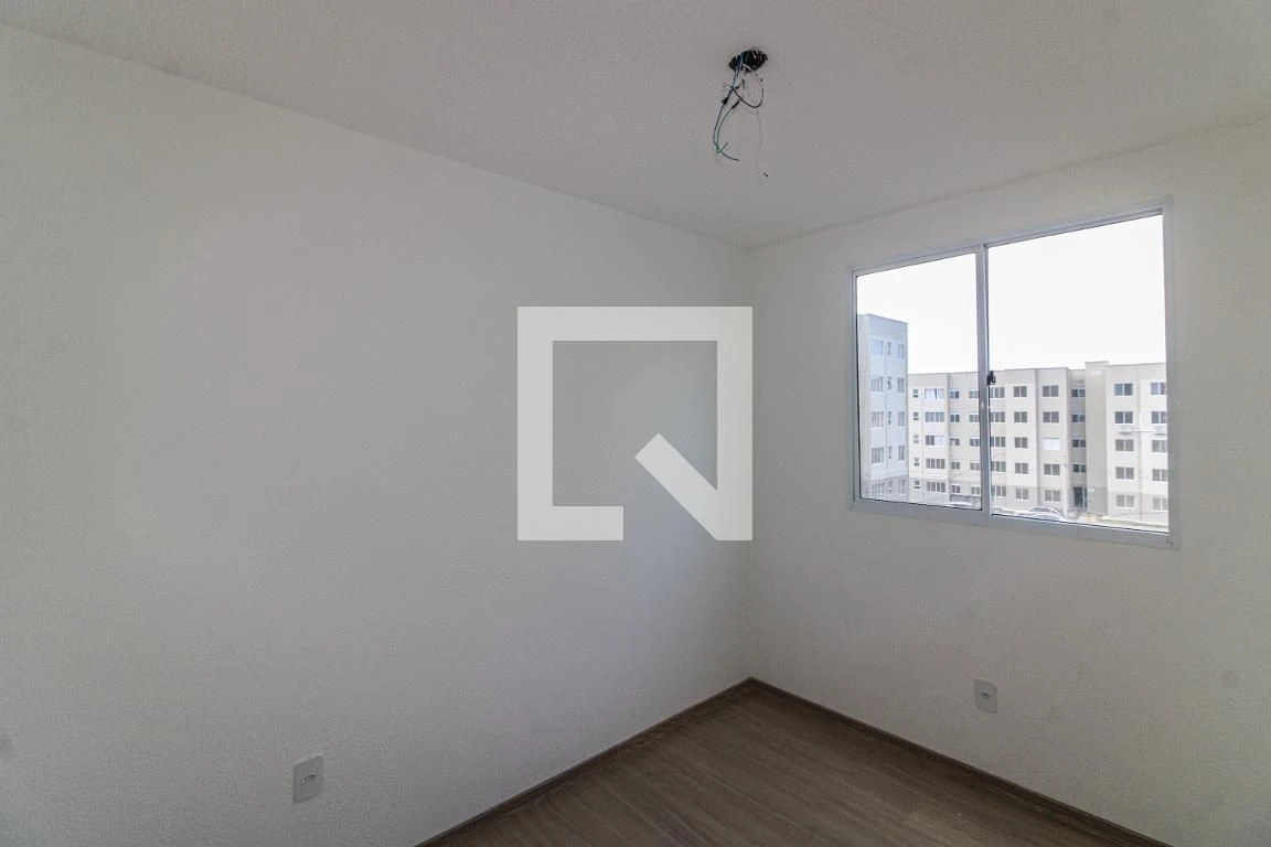 Apartamento de 2 quartos em condomínio com piscina — photo 18