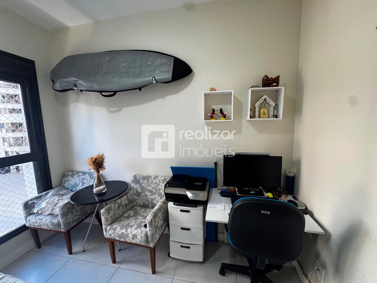 Furnished home with 3 bedrooms, 1 en-suite and 2 parking spaces — photo 44