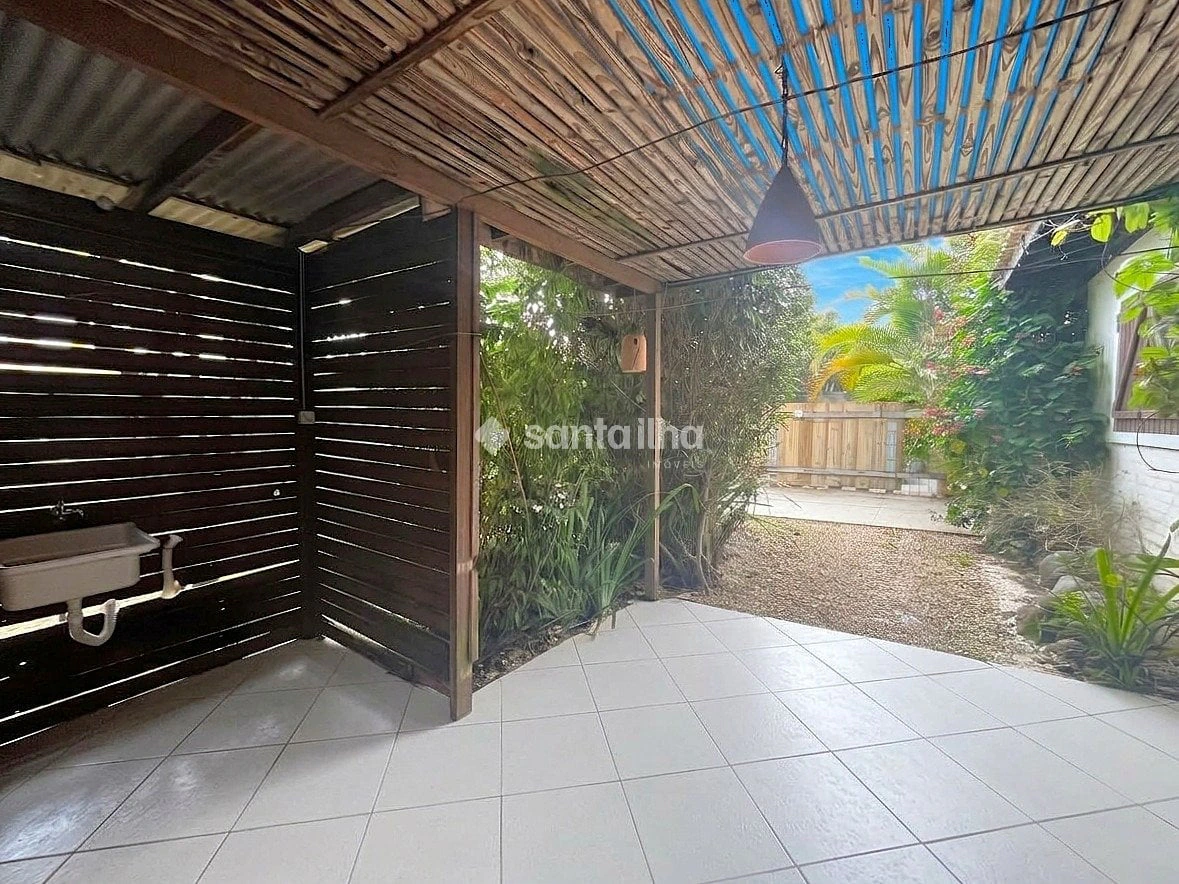 3-bedroom house with a bathtub — photo 25