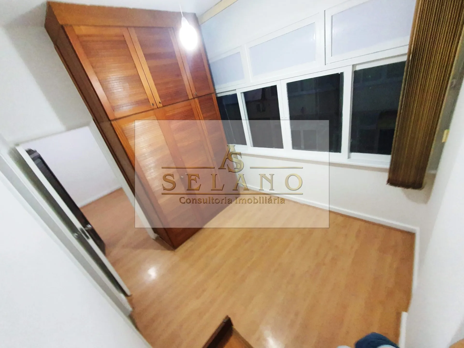 Apartamento, 29 m², com piso de madeira ou laminado — photo 4