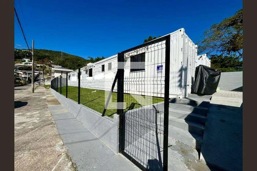 Casa para aluguel de 1 quarto com 15 m² e 1 banheiro — photo 16