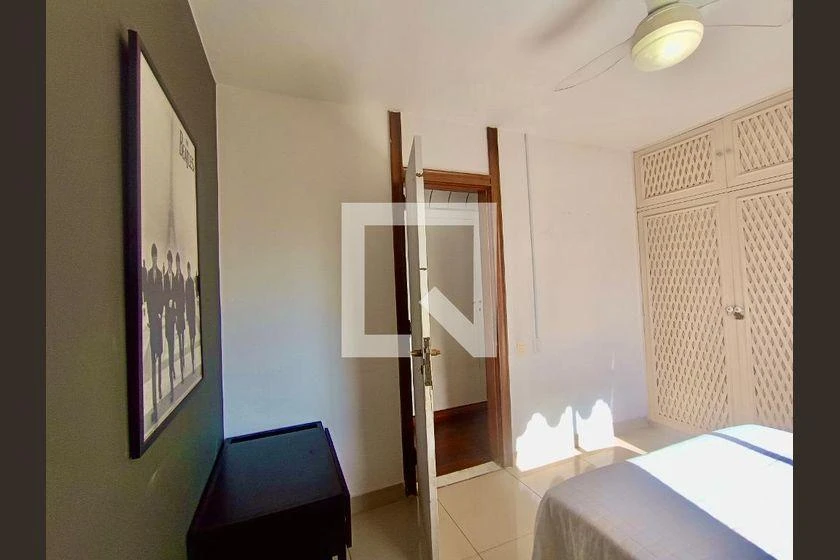 Apartamento de 4 quartos com cozinha integrada e 280 m² — photo 33