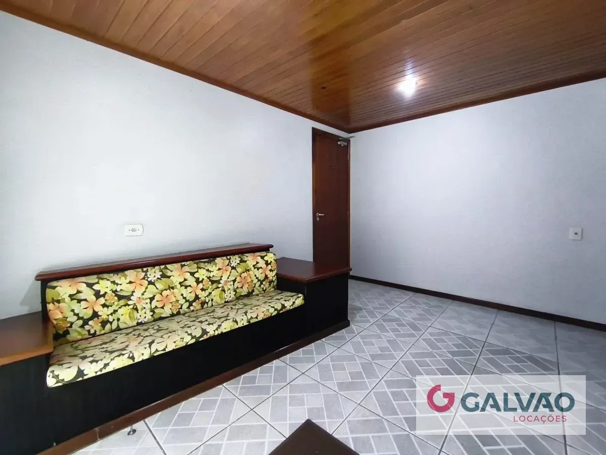 Walk-in closet in a 3-bedroom apartment, 79 m² — photo 23