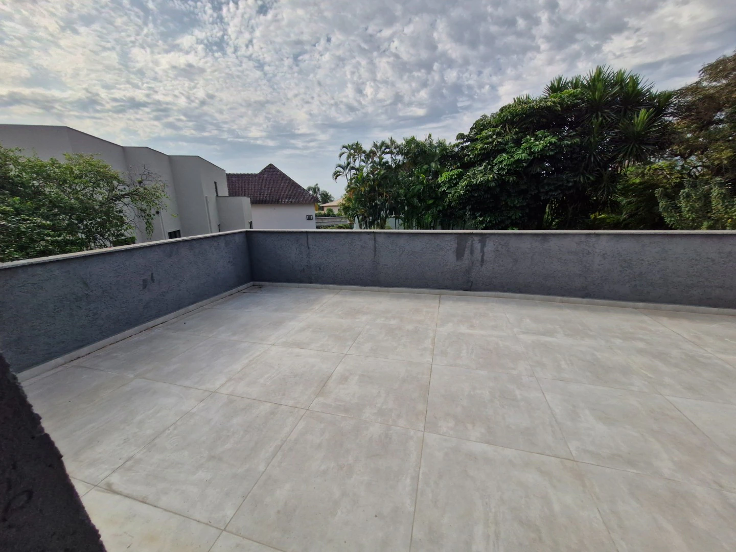 Private pool in a 4-bedroom house, 580 m² — photo 7