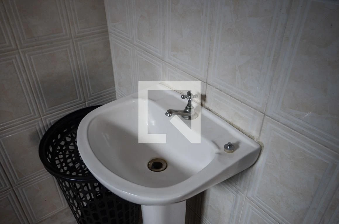 Меблированный дом с частным садом и 7 спальнями — photo 33
