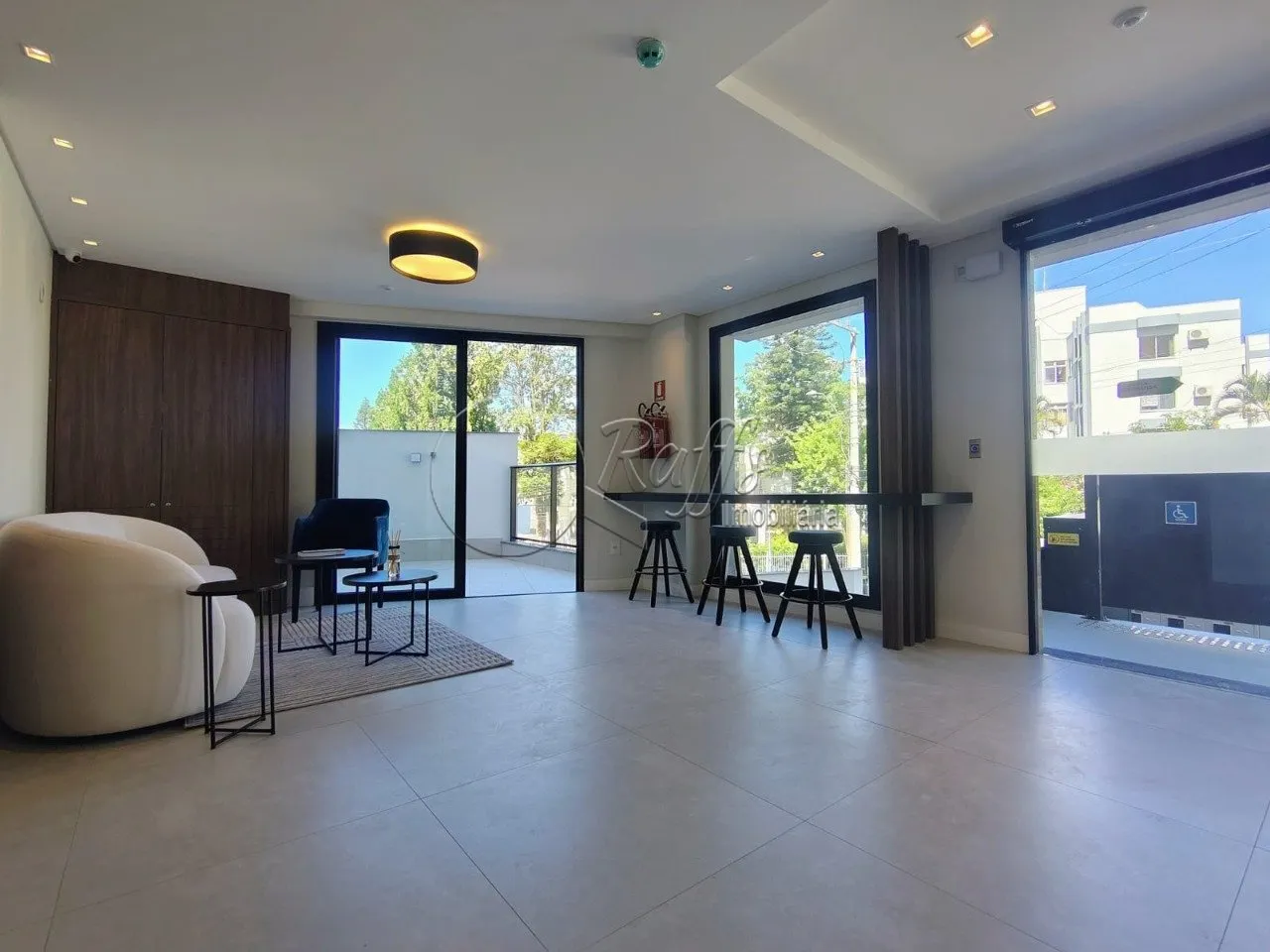 Estudio amueblado de 25 m² con balcón cerrado — photo 12