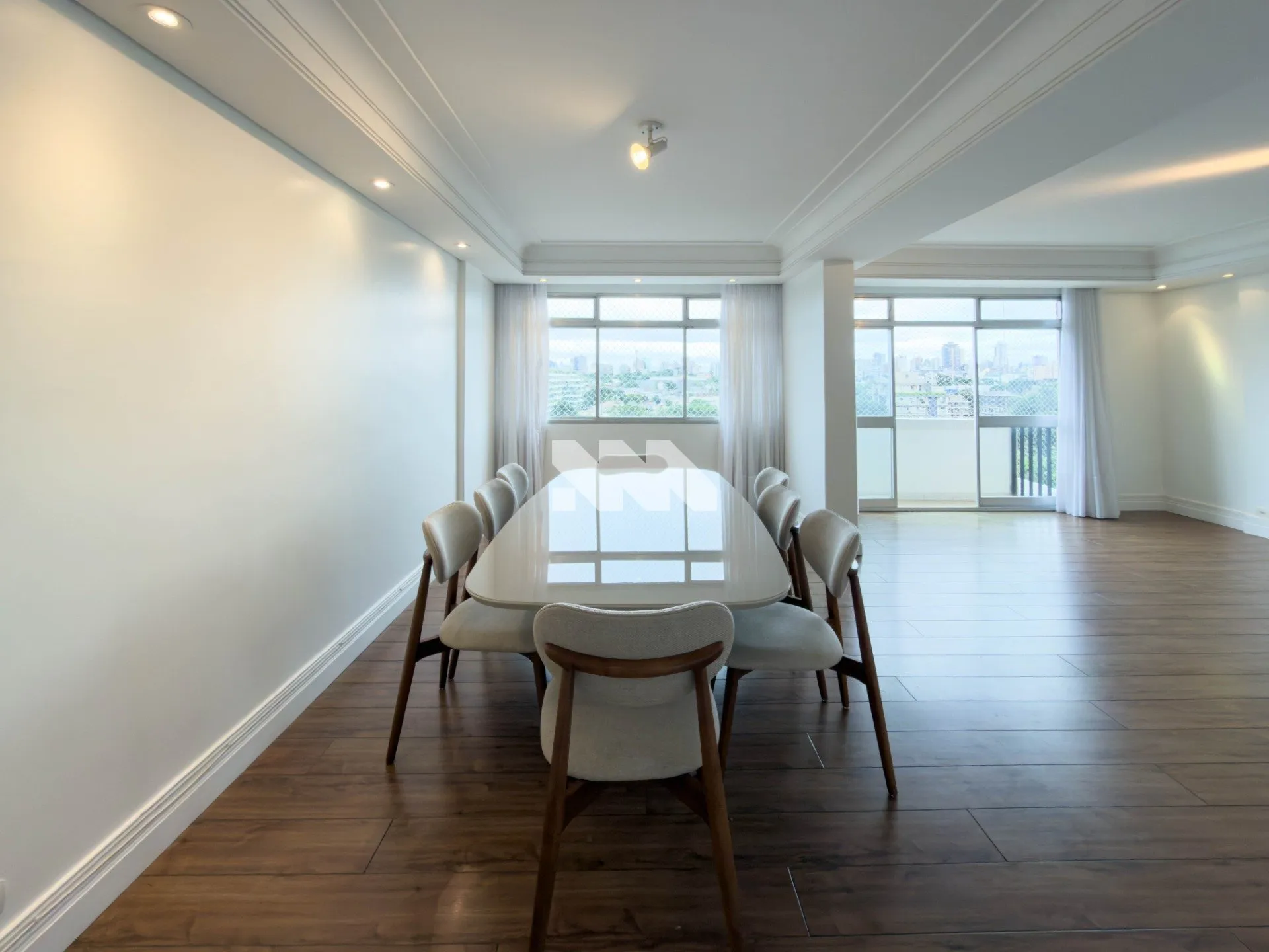 Apartment on the 6th floor with a home office — photo 14