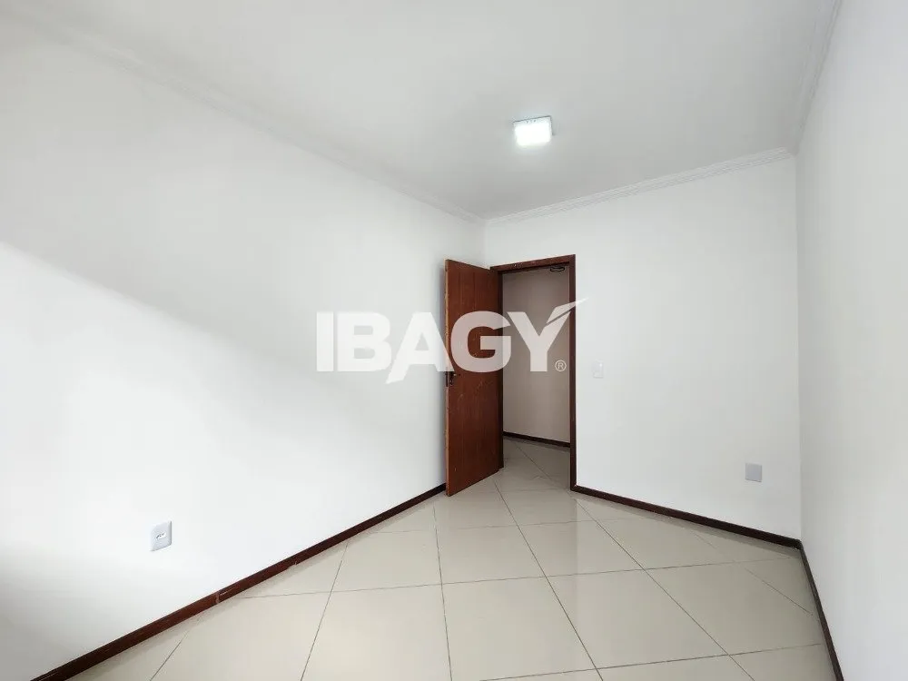 Apartamento com 4 dormitórios e churrasqueira na varanda — photo 9