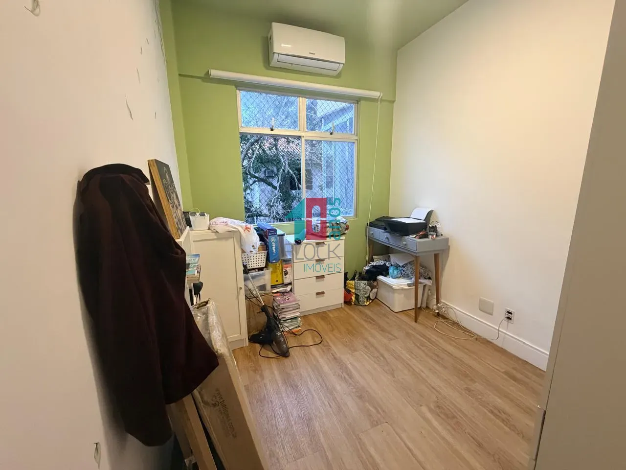 4-bedroom apartment with a washing machine — photo 10