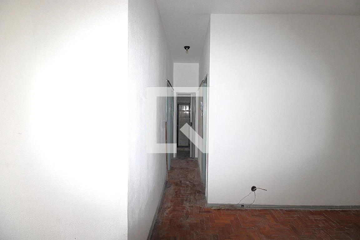 Unfurnished apartment with 2 bedrooms and separate kitchen — photo 23