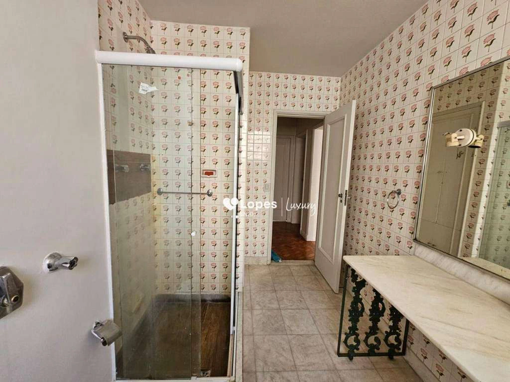 156 m² unfurnished apartment with 3 bedrooms and parking — photo 3