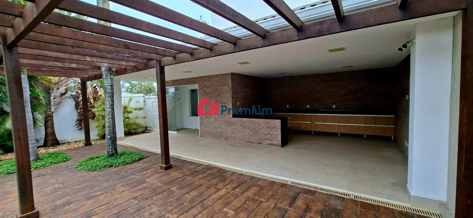 Casa com 5 suítes e 7 banheiros, 5 vagas — photo 9