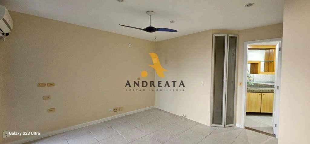 Apartamento com 3 suítes, varanda e 2 vagas na garagem — photo 18