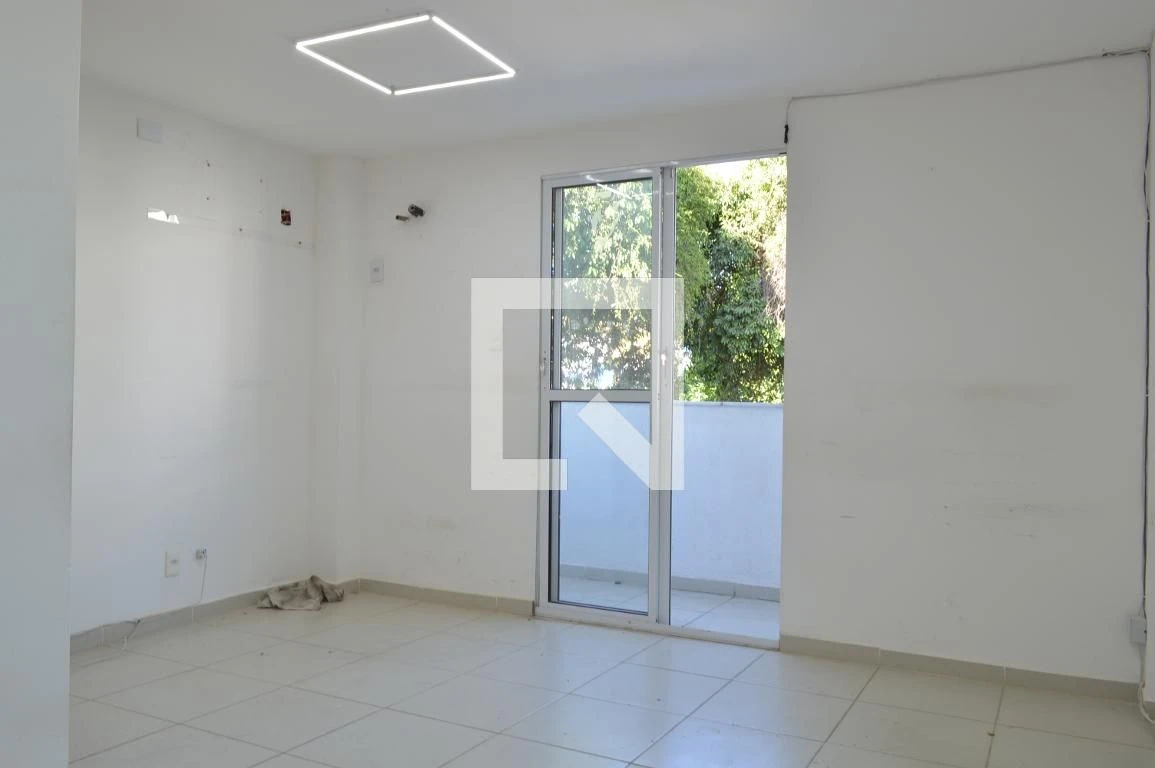 Unfurnished house with 4 bedrooms, balcony and dining — photo 11