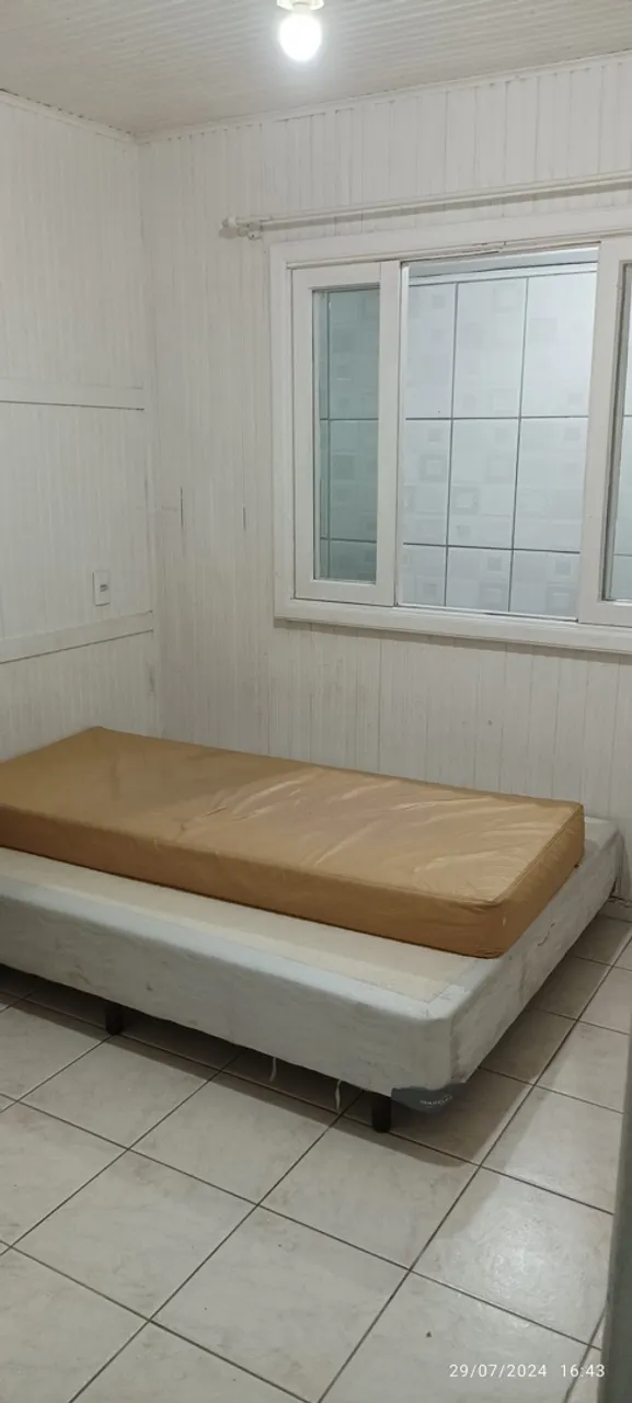 Bathtub in a 3-bedroom house, 100 m² — photo 12