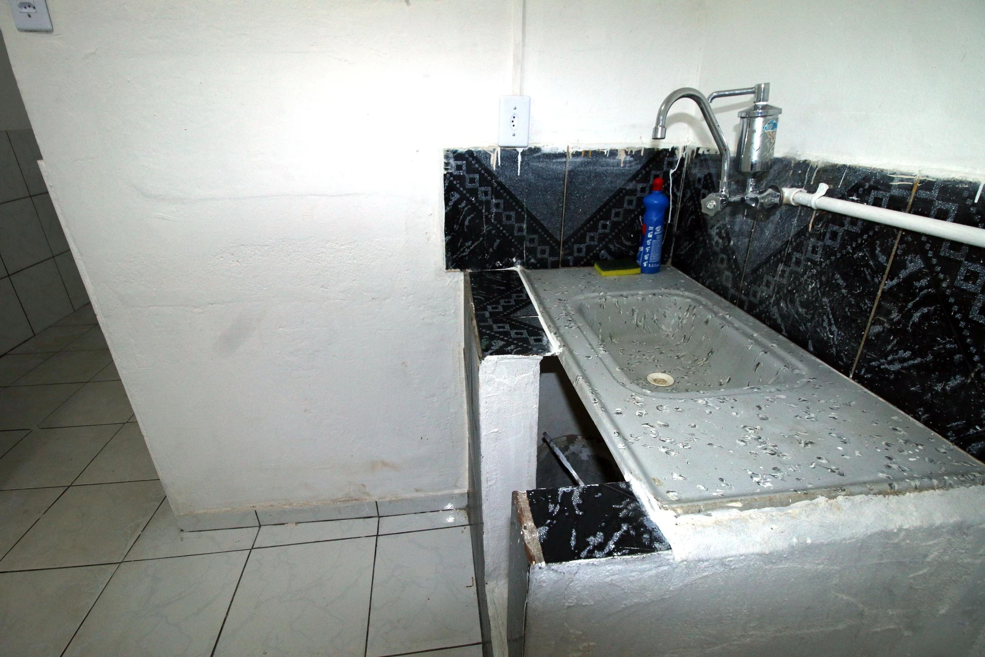 Rental house with 3 bedrooms, balcony and private yard — photo 35