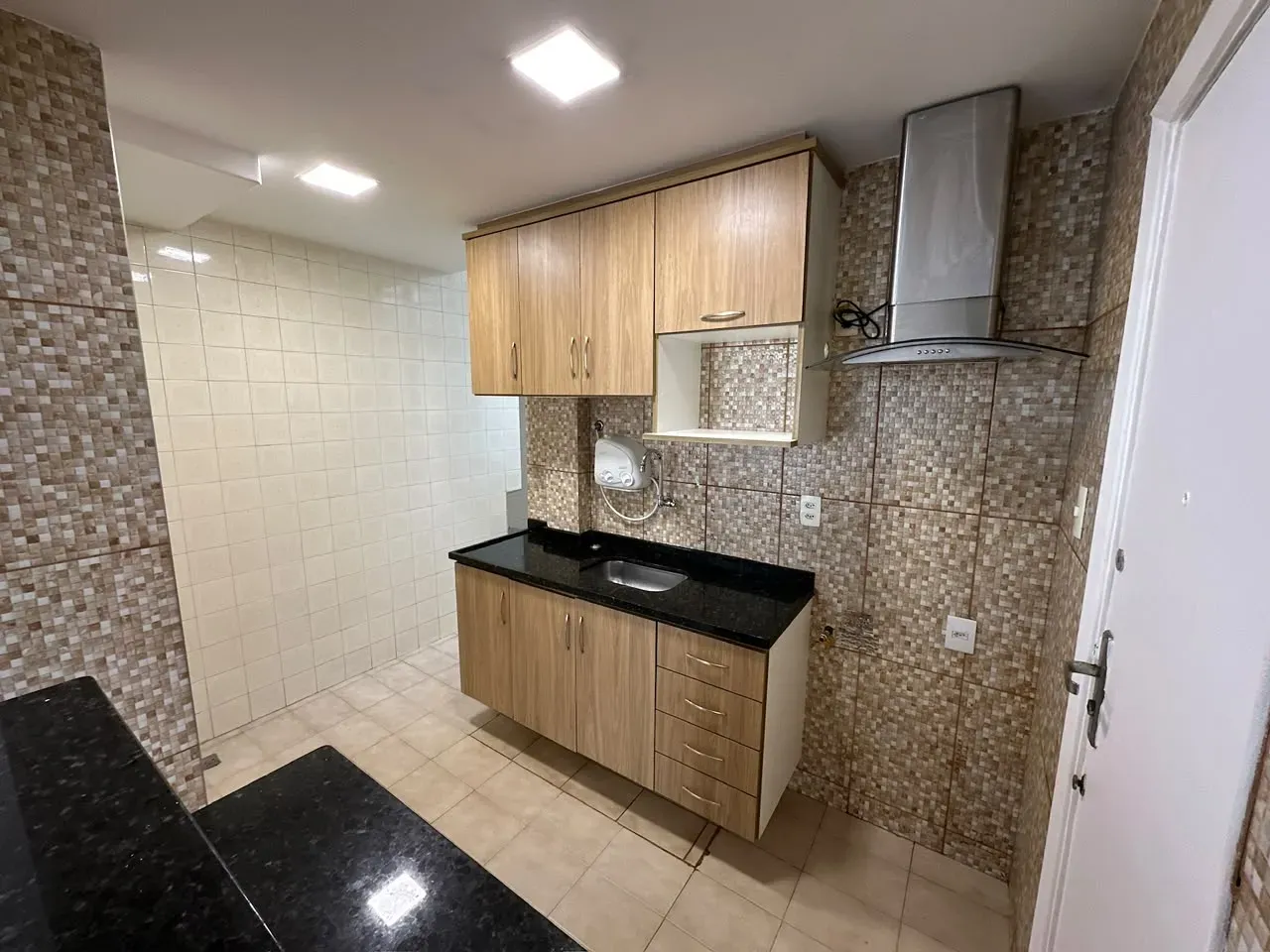 Wood or laminate floors in a 2-bedroom apartment, 72 m² — photo 5