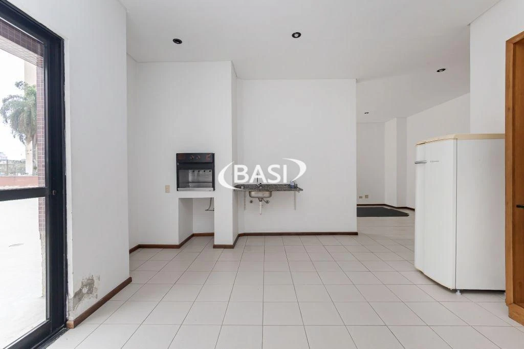 Квартира 84 м² з пральною машиною та балконом із грилем — photo 20