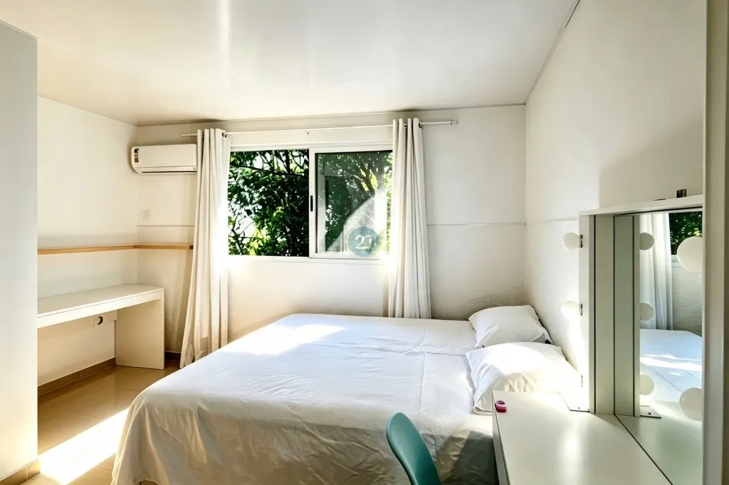 Casa mobiliada com 4 quartos e jardim privativo — photo 10