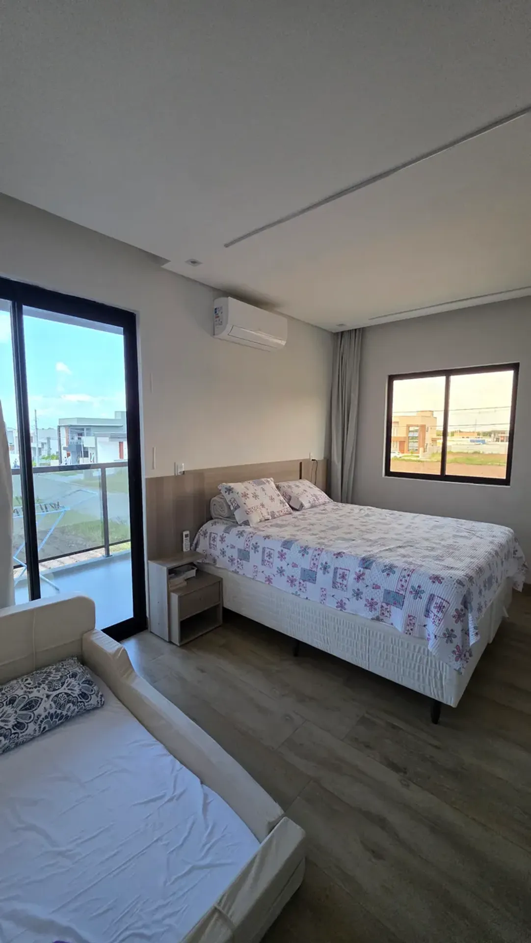 Furnished house with balcony and open-plan kitchen — photo 15
