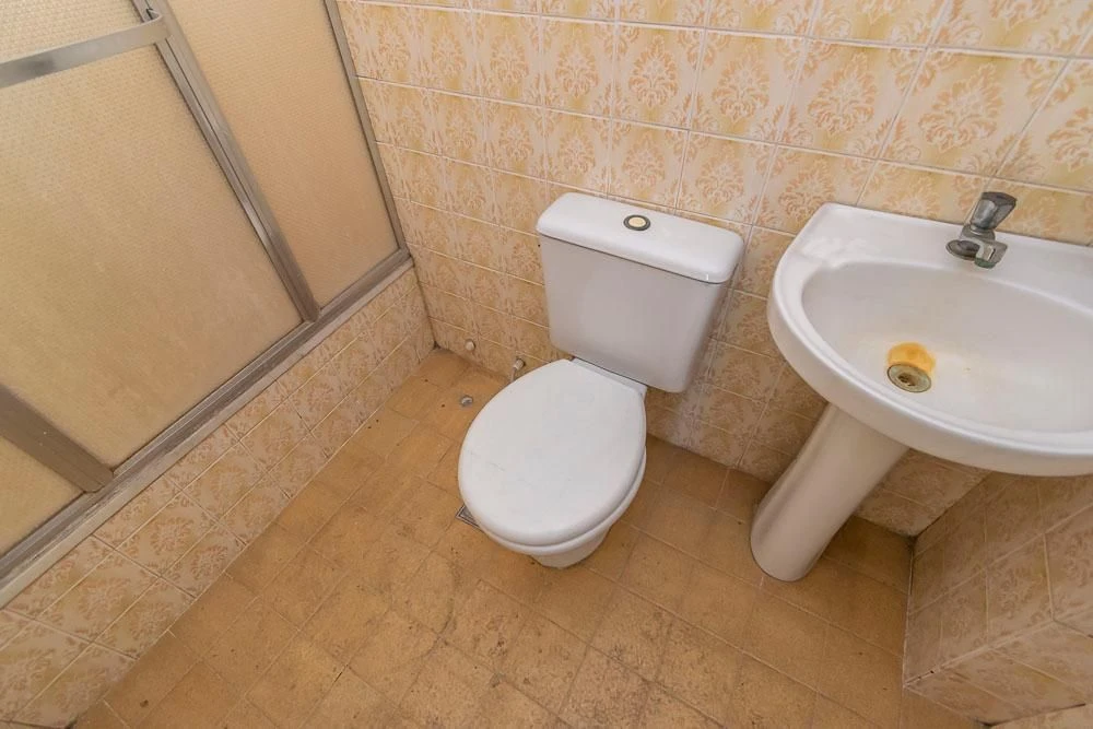 Unfurnished apartment with 2 bedrooms and 1 parking space — photo 38