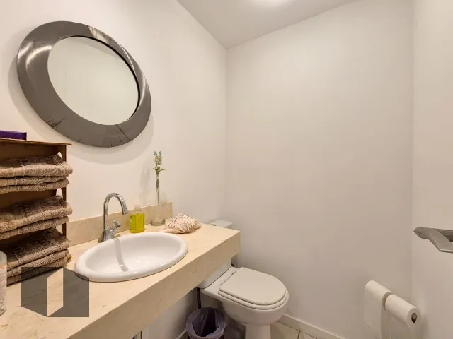 Apartment with 4 bedrooms and 4 bathrooms — photo 14
