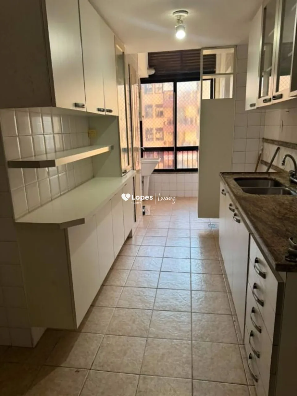 Apartamento de 4 quartos com cozinha fechada a gás — photo 16