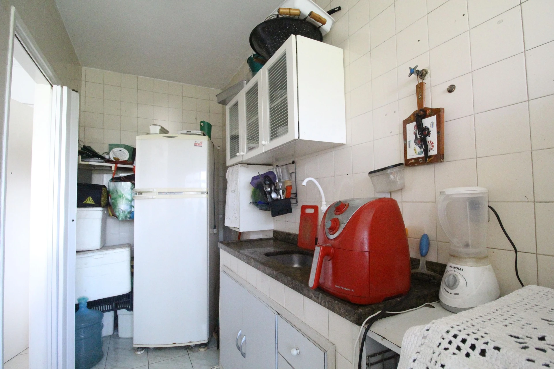 Unfurnished 2-bedroom apartment with 1 bath and parking — photo 13