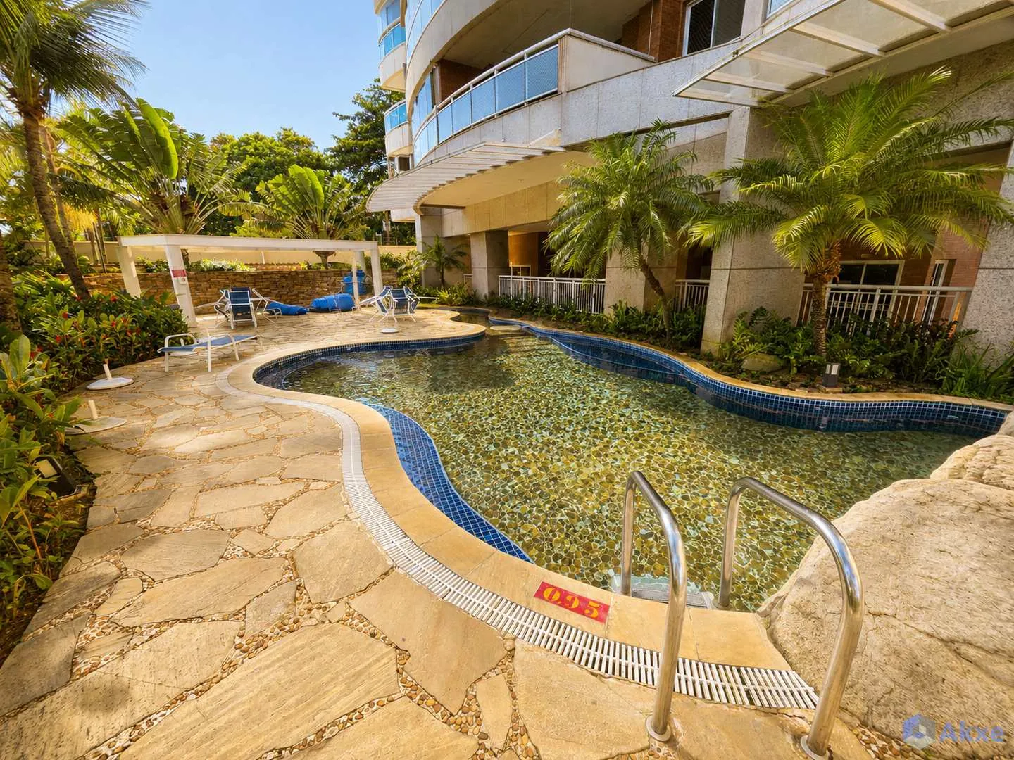 2-bedroom apartment with an en-suite and balcony grill — photo 44