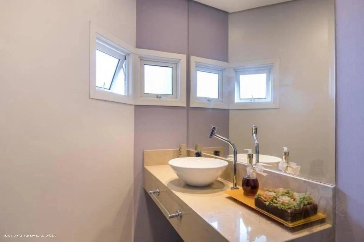 Furnished house, 286 m², with a bathtub — photo 21